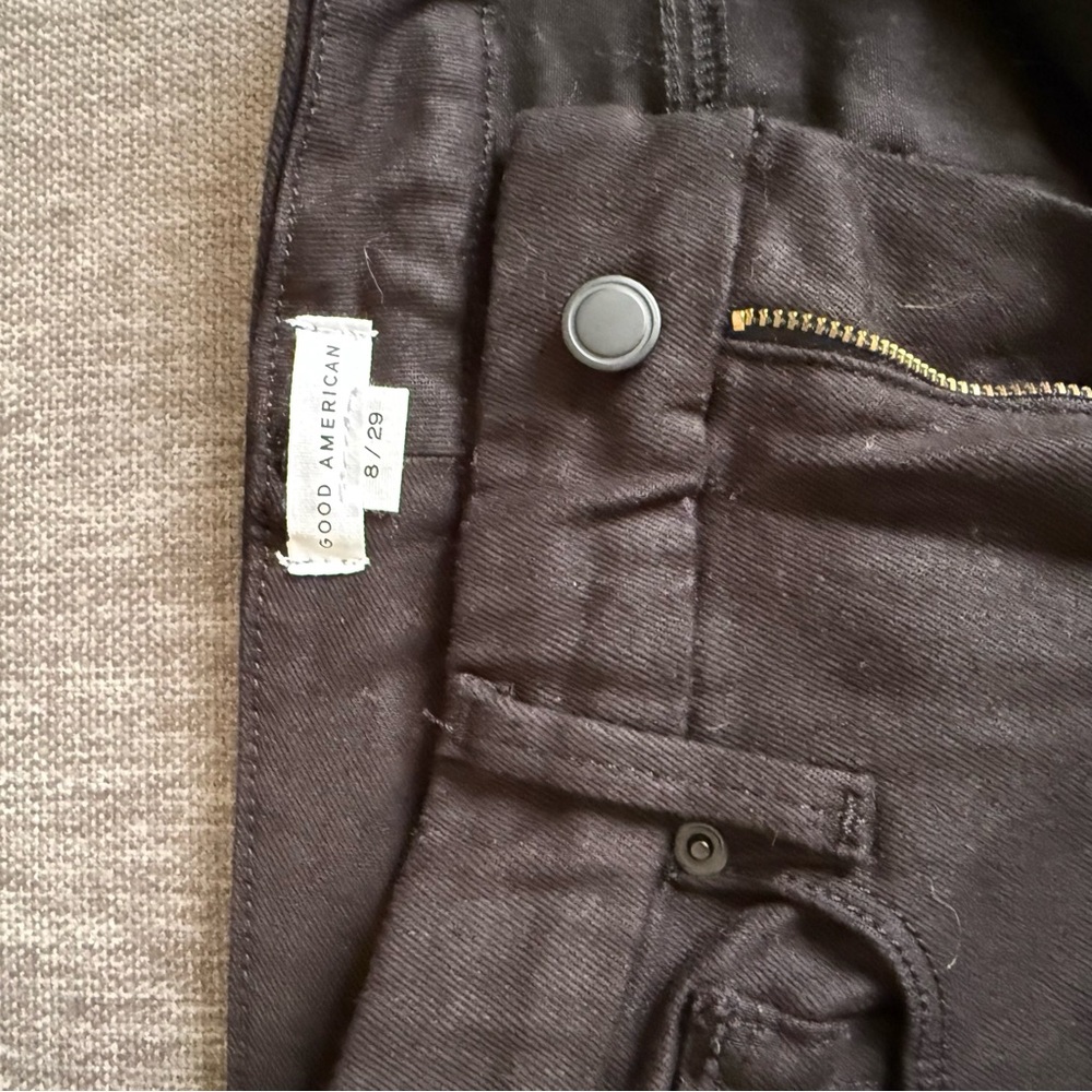 Good American Black Straight Leg Jeans - Picture 6 of 8